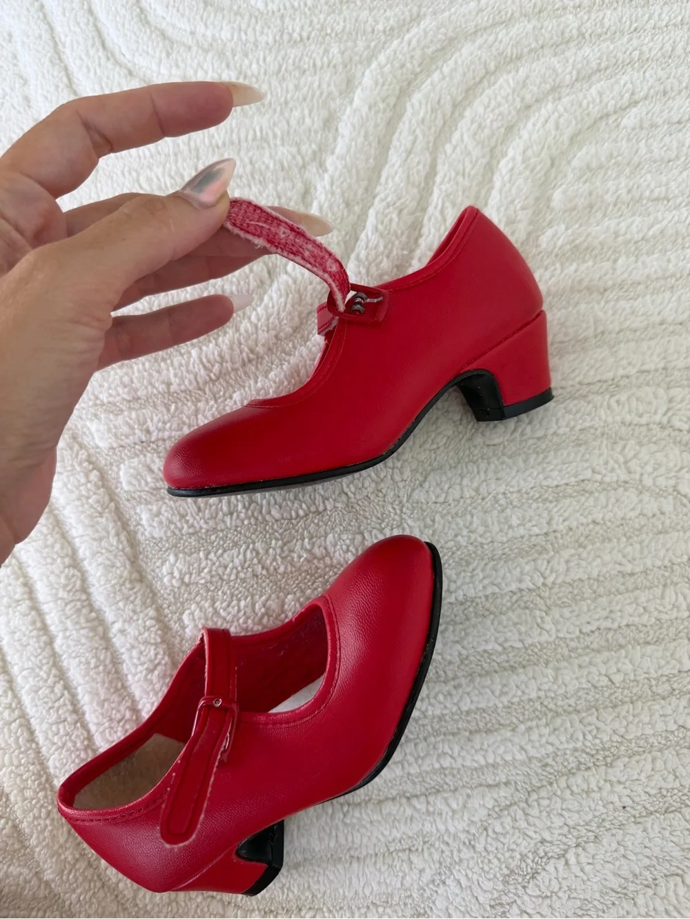 red Mary Jane 👠- Flamenco shoes for kids - size 22 EU -preloved - good condition